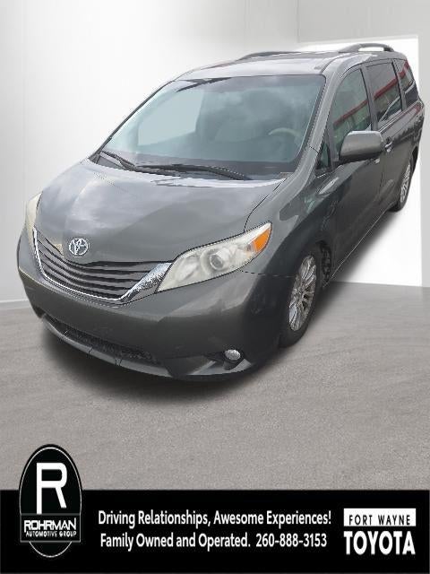 2011 Toyota Sienna XLE