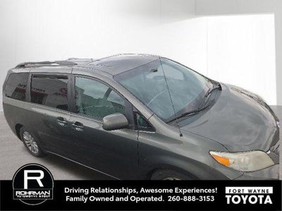 2011 Toyota Sienna XLE