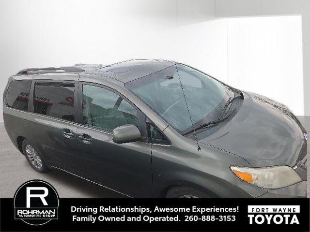2011 Toyota Sienna XLE