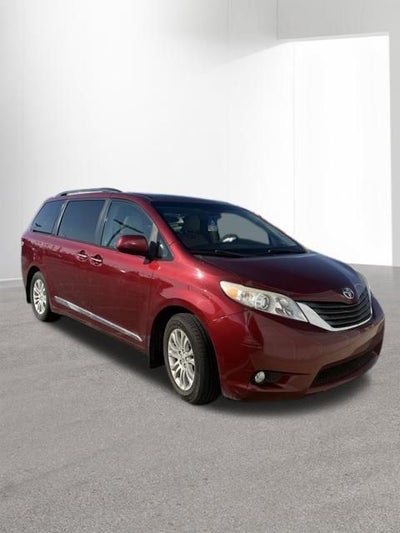 2011 Toyota Sienna XLE