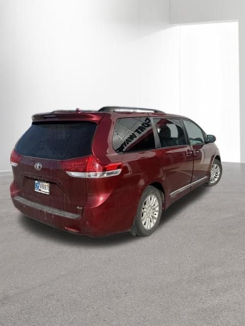 2011 Toyota Sienna XLE