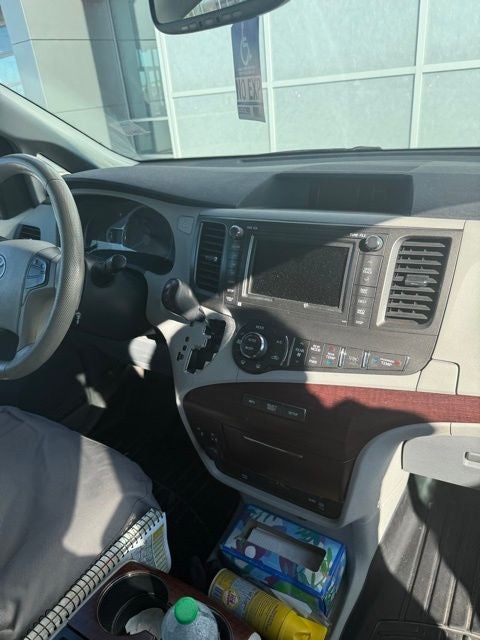 2011 Toyota Sienna XLE
