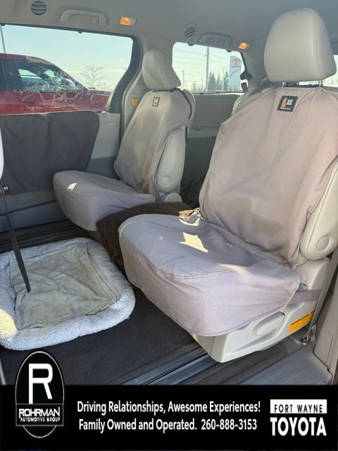 2011 Toyota Sienna XLE