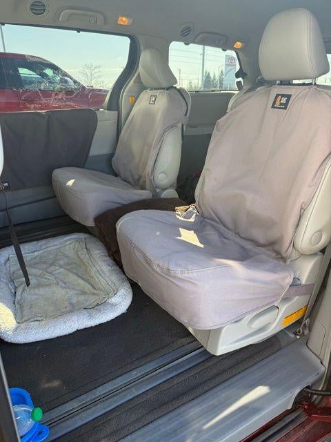 2011 Toyota Sienna XLE