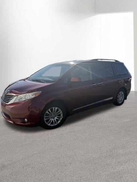 2011 Toyota Sienna XLE