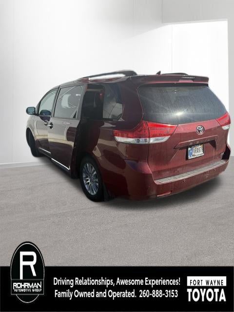2011 Toyota Sienna XLE