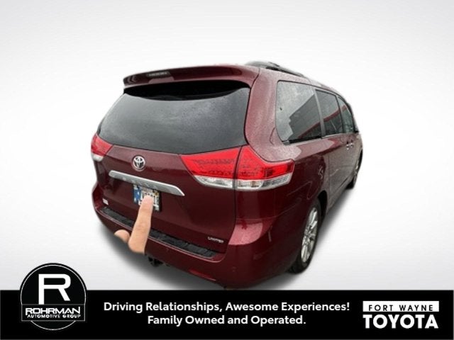 2013 Toyota Sienna Limited 7 Passenger
