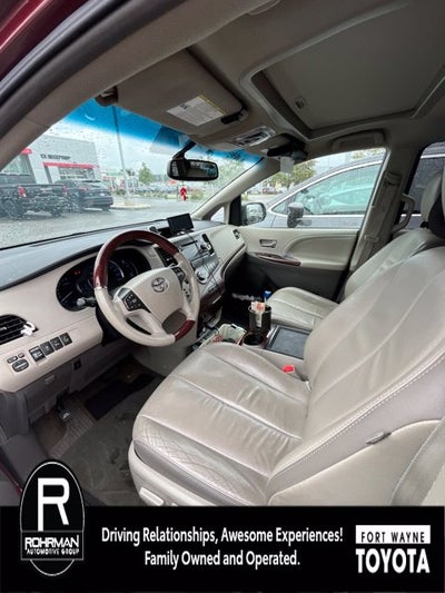 2013 Toyota Sienna Limited 7 Passenger