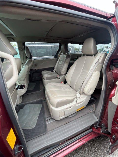 2013 Toyota Sienna Limited 7 Passenger