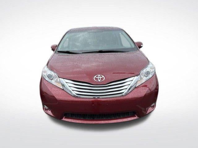 2013 Toyota Sienna Limited 7 Passenger