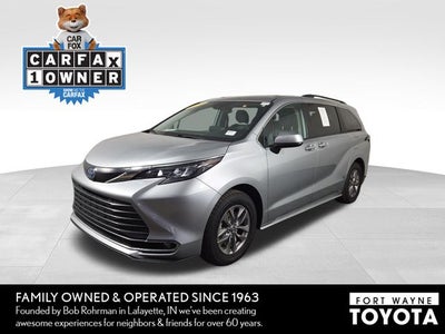 2024 Toyota Sienna XLE