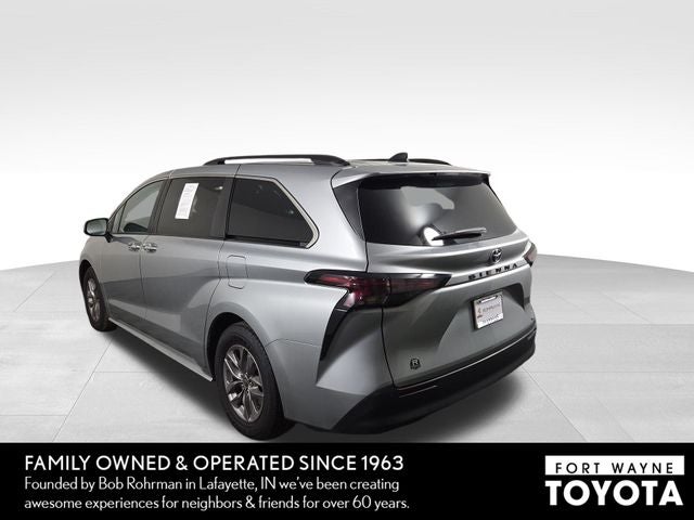 2024 Toyota Sienna XLE