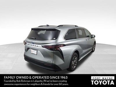 2024 Toyota Sienna XLE