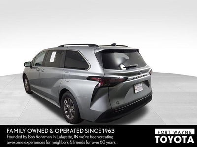 2024 Toyota Sienna XLE