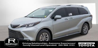 2025 Toyota Sienna XLE