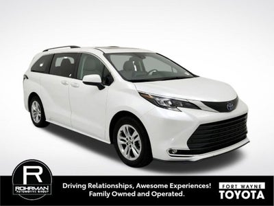 2024 Toyota Sienna XLE 8 Passenger