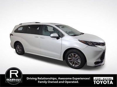 2024 Toyota Sienna XLE 8 Passenger