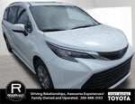 2025 Toyota Sienna XLE 8 Passenger