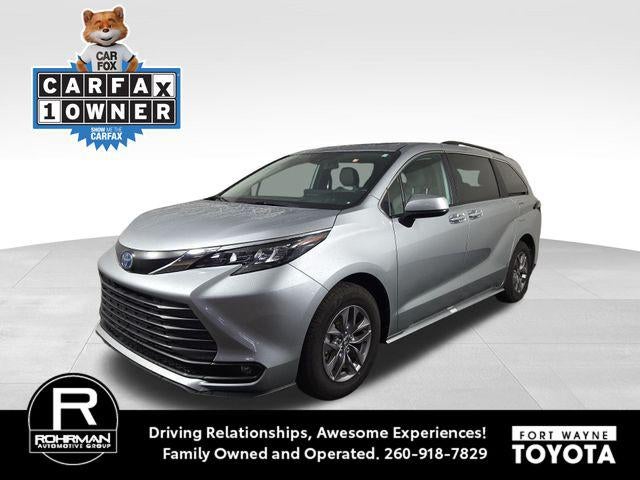 2025 Toyota Sienna XLE 8 Passenger