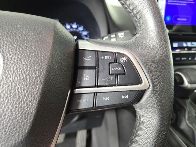 2025 Toyota Sienna XLE 8 Passenger