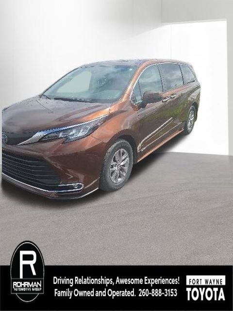2021 Toyota Sienna XLE 7 Passenger