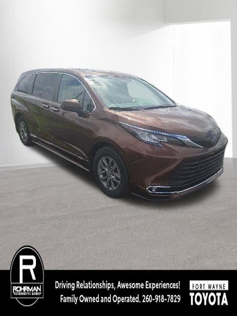 2021 Toyota Sienna XLE 7 Passenger