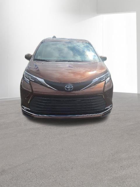 2021 Toyota Sienna XLE 7 Passenger