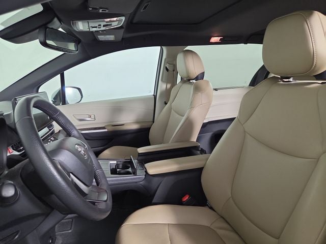 2023 Toyota Sienna XLE 7 Passenger