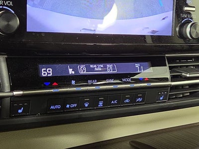 2023 Toyota Sienna XLE 7 Passenger