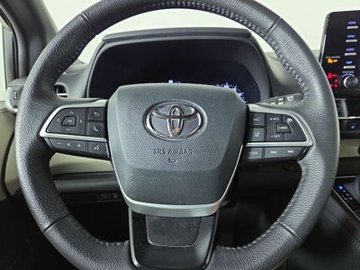 2023 Toyota Sienna XLE 7 Passenger