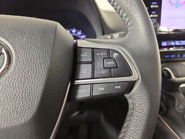 2023 Toyota Sienna XLE 7 Passenger