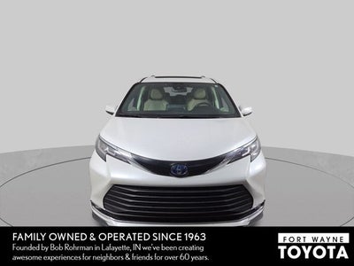 2023 Toyota Sienna XLE 7 Passenger