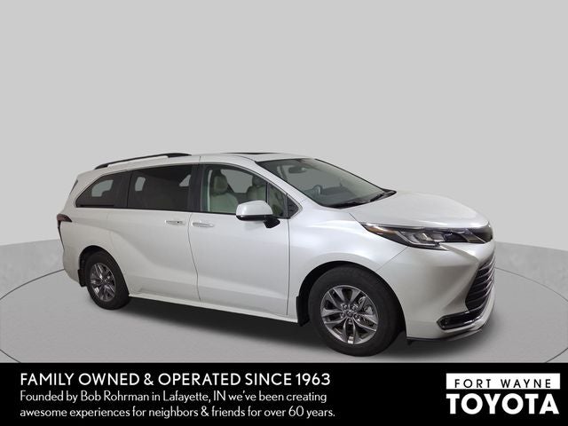 2023 Toyota Sienna XLE 7 Passenger