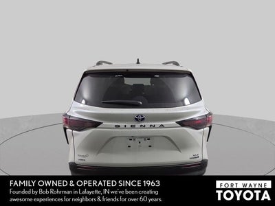 2023 Toyota Sienna XLE 7 Passenger