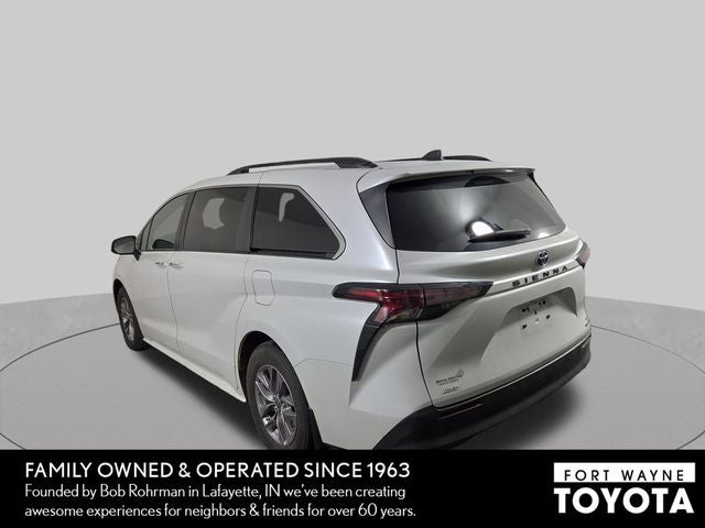 2023 Toyota Sienna XLE 7 Passenger