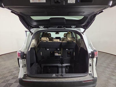 2023 Toyota Sienna XLE 7 Passenger