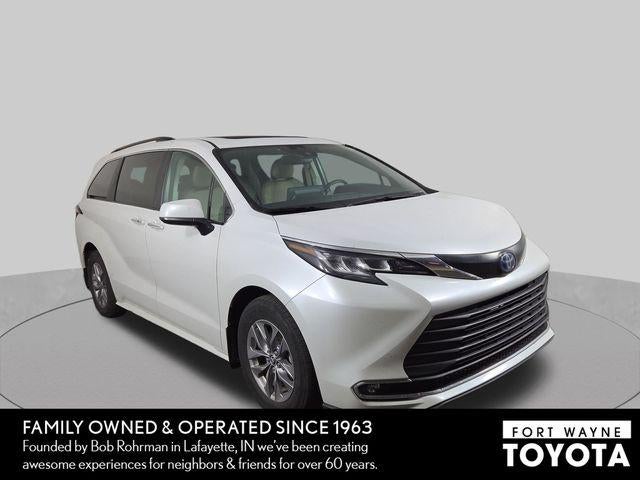 2023 Toyota Sienna XLE 7 Passenger