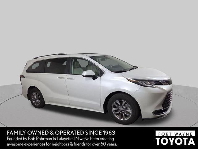 2023 Toyota Sienna XLE 7 Passenger