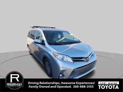 2019 Toyota Sienna XLE 8 Passenger
