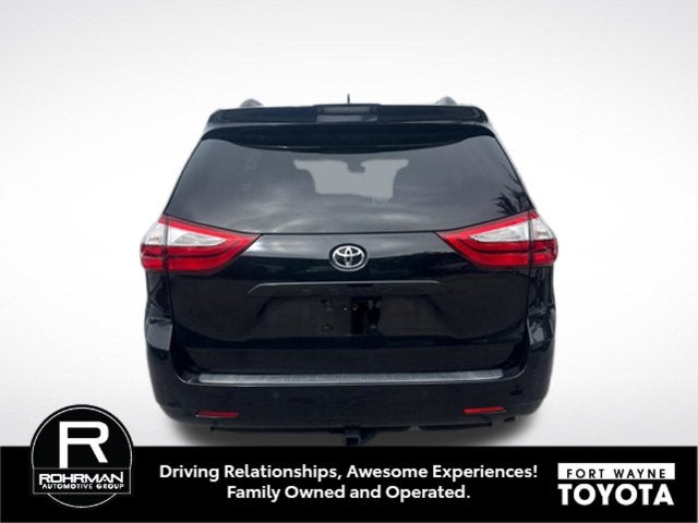 2019 Toyota Sienna XLE Premium 8 Passenger