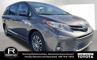 2020 Toyota Sienna XLE 8 Passenger