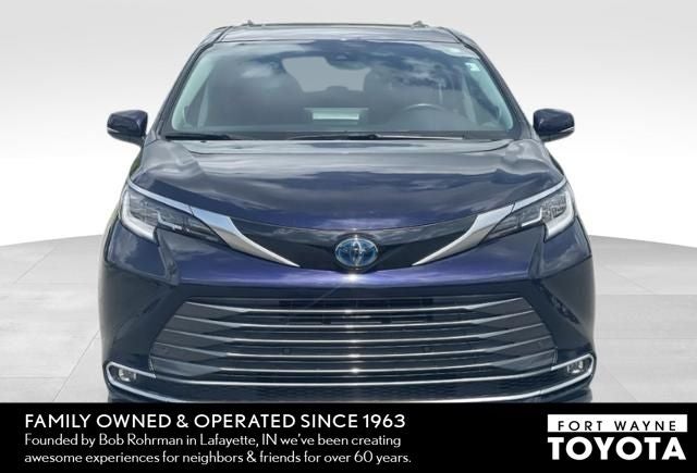 2023 Toyota Sienna Limited 7 Passenger