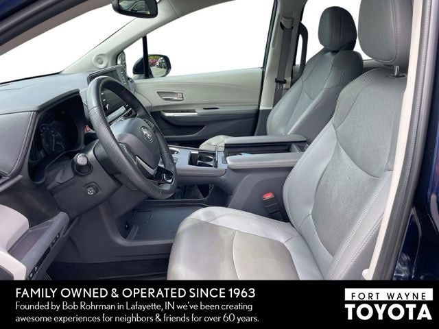 2023 Toyota Sienna Limited 7 Passenger