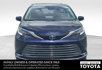2023 Toyota Sienna Limited 7 Passenger