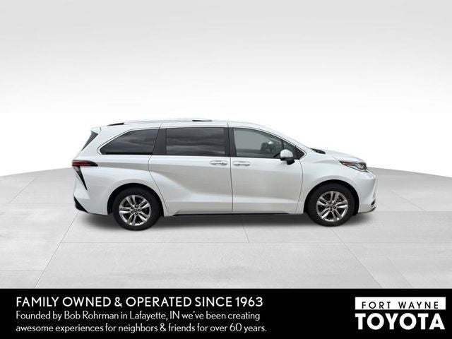 2023 Toyota Sienna Limited 7 Passenger