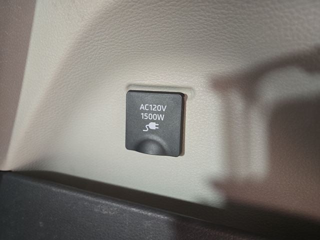 2023 Toyota Sienna Limited 7 Passenger