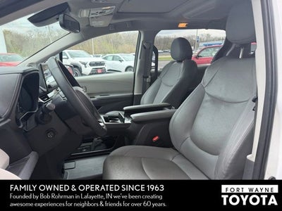 2023 Toyota Sienna Limited 7 Passenger