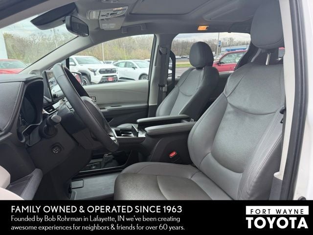 2023 Toyota Sienna Limited 7 Passenger