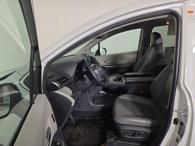 2023 Toyota Sienna Limited 7 Passenger