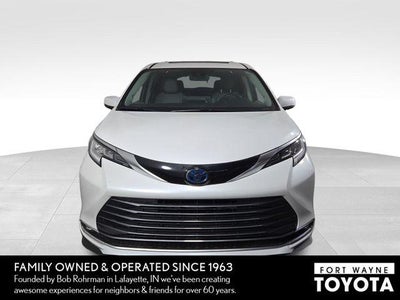 2023 Toyota Sienna Limited 7 Passenger
